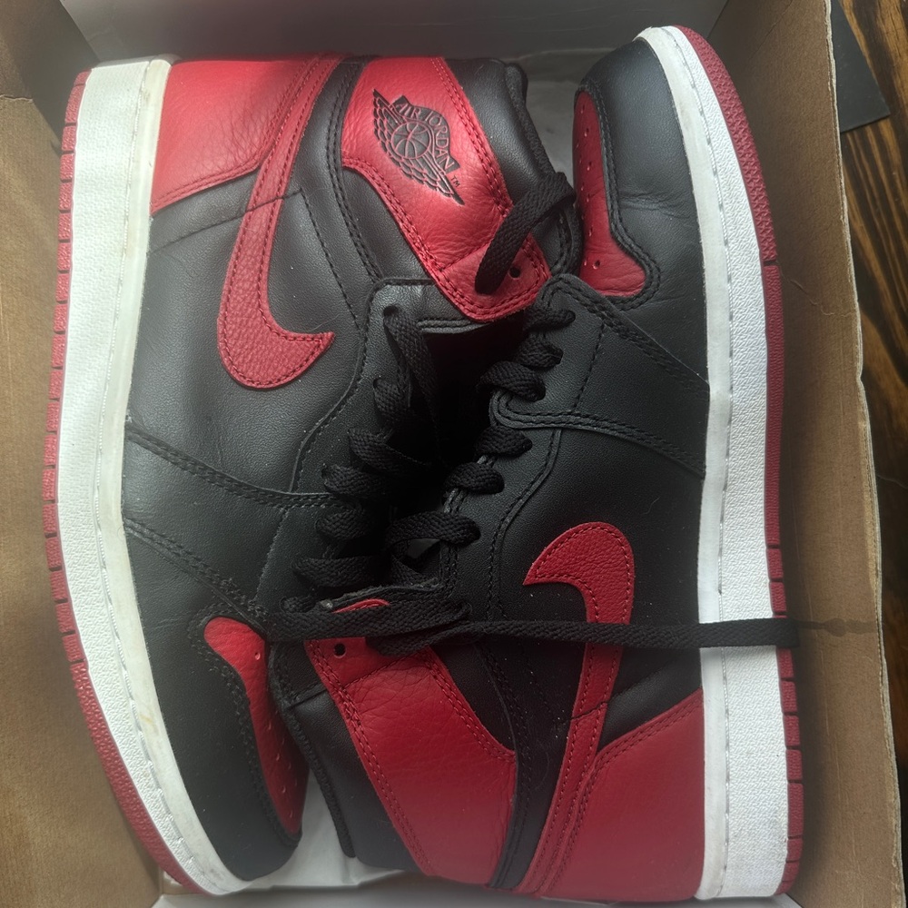 Air Jordan 1 Retro High OG ‘Bred’ 2013